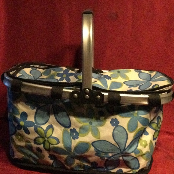 Collapsible Picnic Basket - Picture 1 of 6